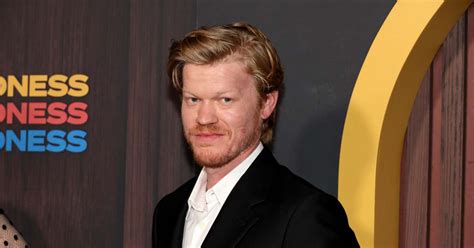 Jesse Plemons Reveals Weight Loss Through。